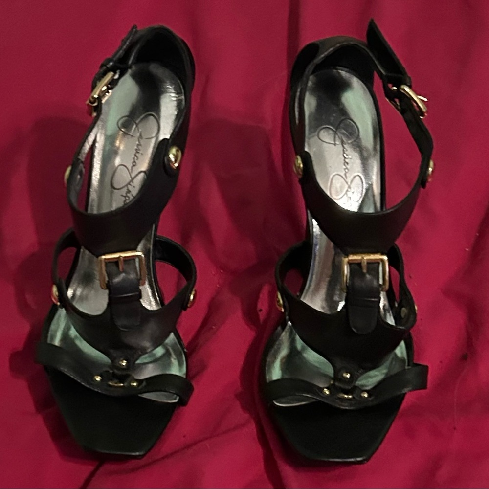 Jessica Simpson Studded & Buckle Platform Size 8